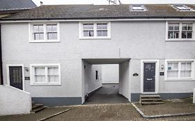 Harry'S - 2 Bedroom Holiday Home - Tenby